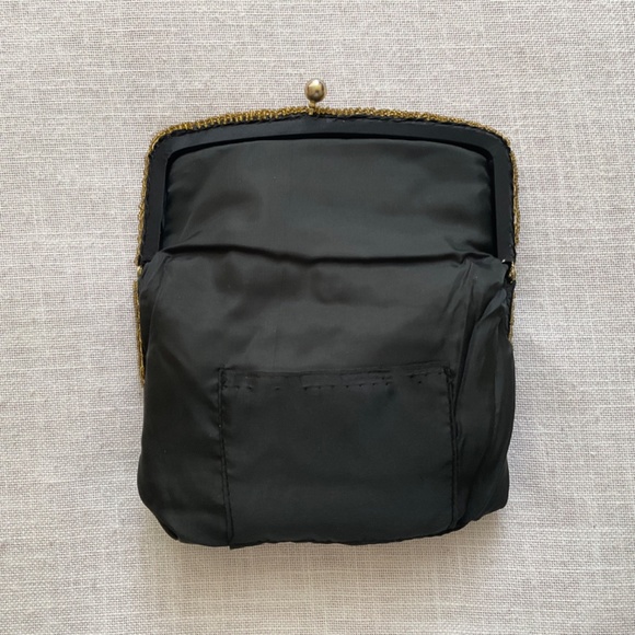 •Vintage  70s Handcrafted Black Silk Pineapple Shaped Beading Purse Clutch - Picture 10 of 13